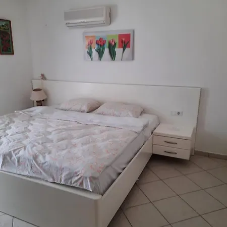 Beyaz Oscar Apartamento *