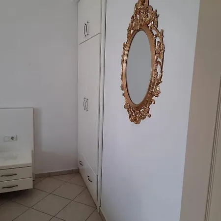 Apartment Beyaz Oscar *